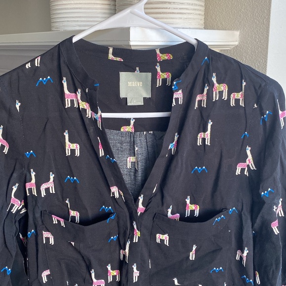 Maeve Anthropologie Alpaca Llama Black Long Sleeve V Neck Shirt, Women’s 2 - Picture 2 of 16
